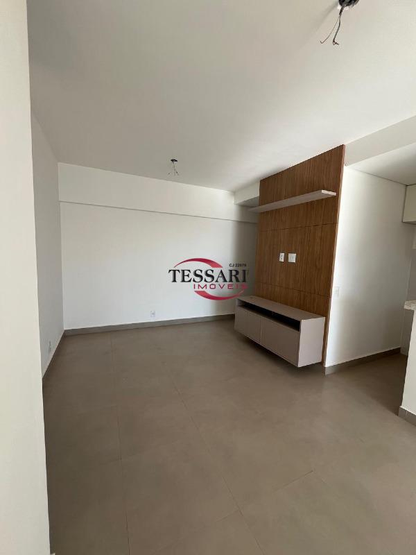 Apartamento com 3 quartos para aluguel, 82m² — foto 4 de 29