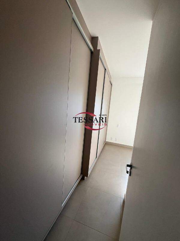 Apartamento com 3 quartos para aluguel, 82m² — foto 14 de 29