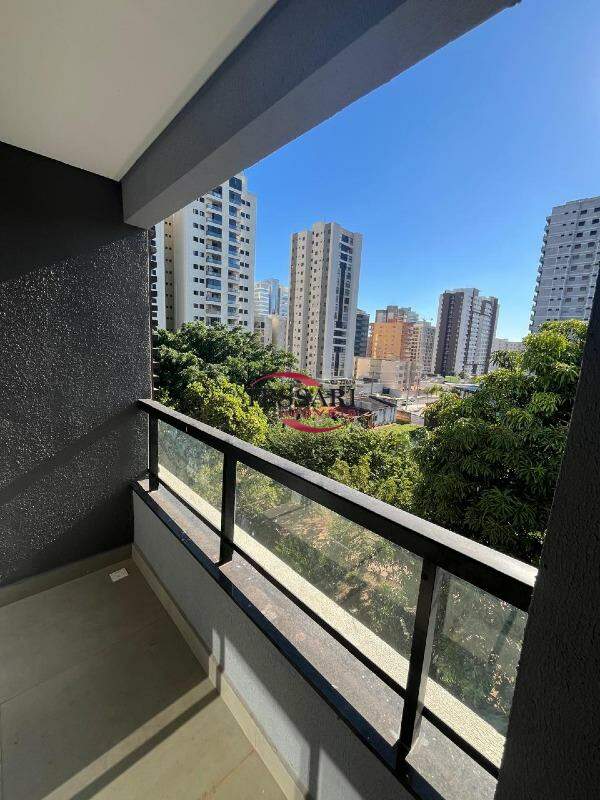 Apartamento com 3 quartos para aluguel, 80m² — foto 9 de 26