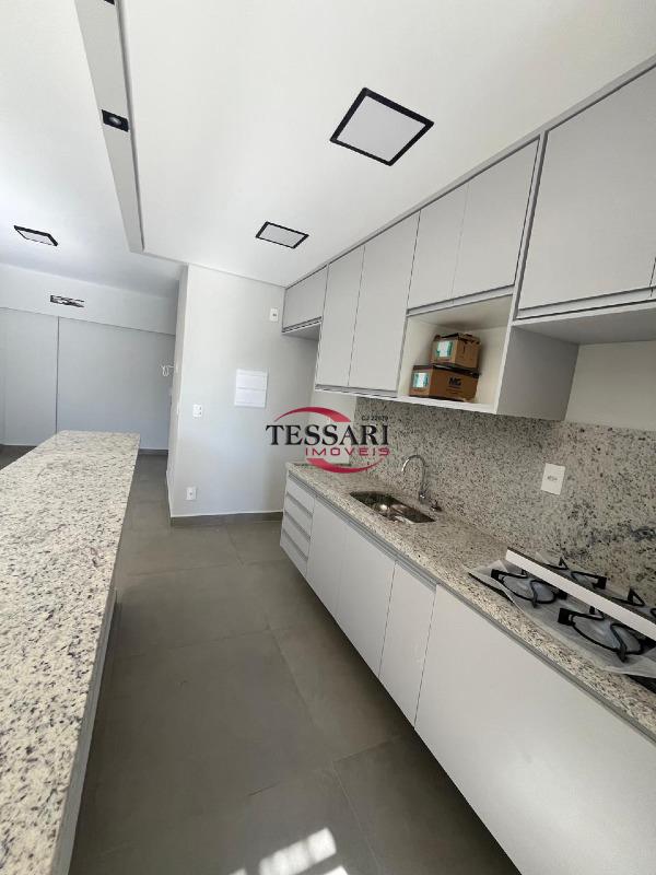 Apartamento com 3 quartos para aluguel, 80m² — foto 5 de 26