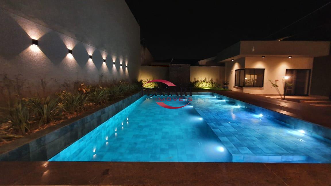 Casa com 4 quartos à venda, 430m² — foto 14 de 30