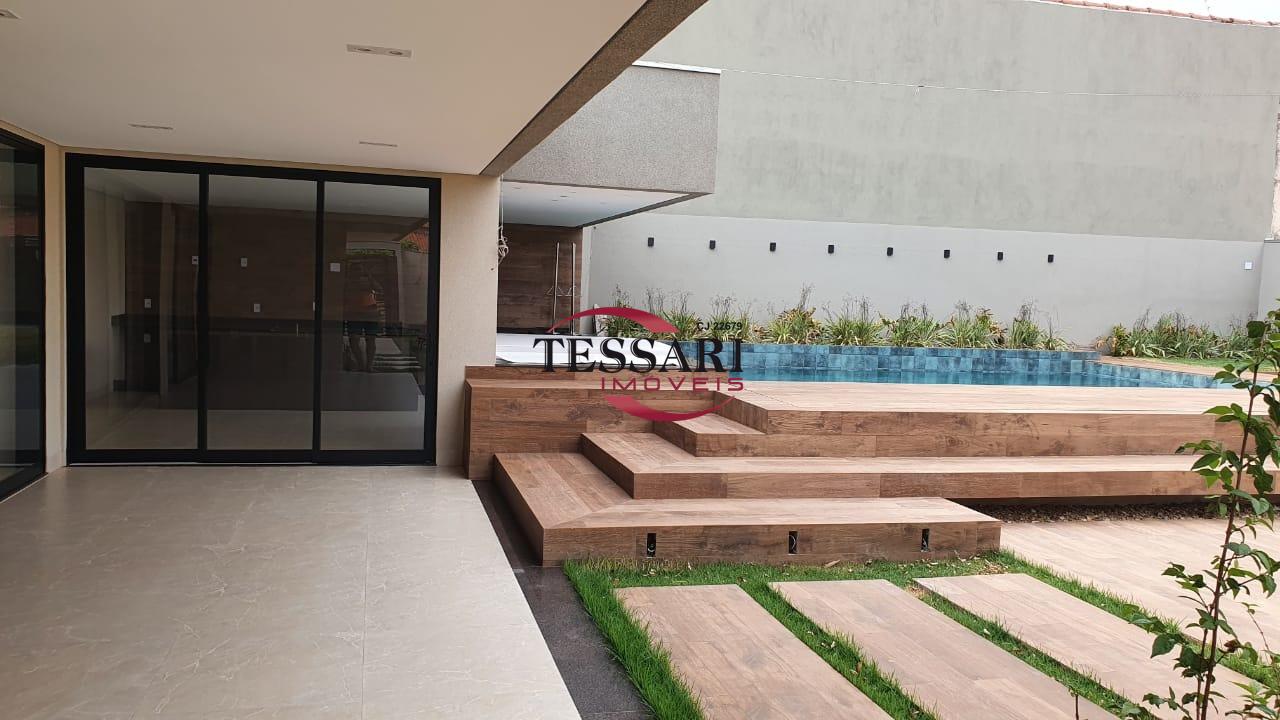 Casa com 4 quartos à venda, 430m² — foto 28 de 30