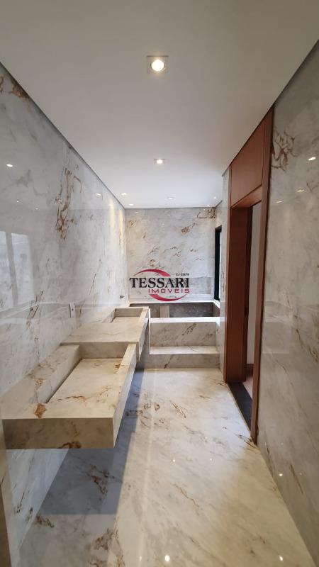 Casa com 4 quartos à venda, 430m² — foto 21 de 30