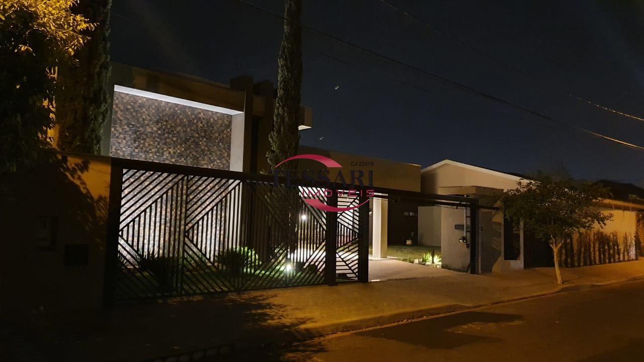Casa com 4 quartos à venda, 430m² — foto 2 de 30