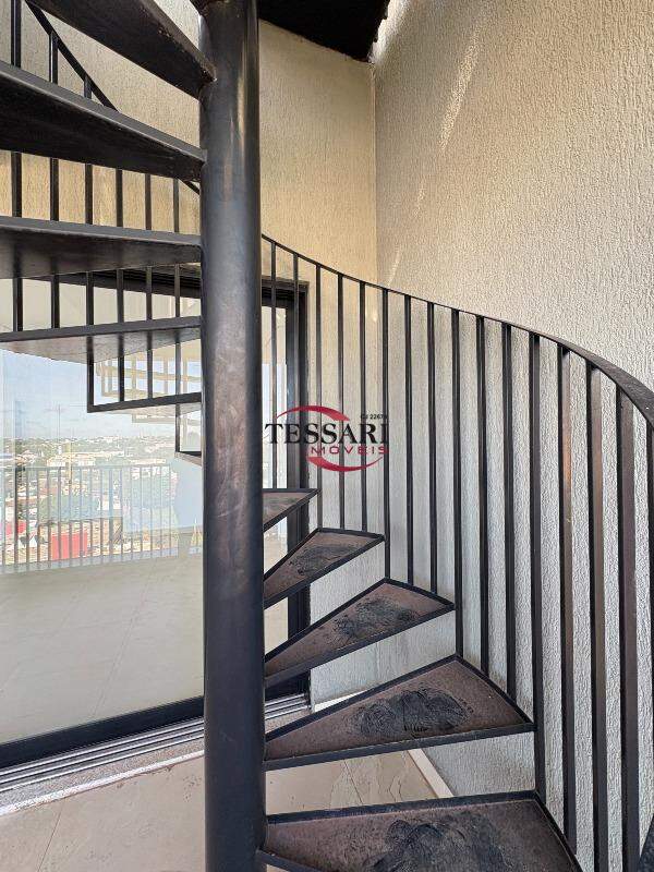 Apartamento com 3 quartos à venda, 216m² — foto 18 de 30