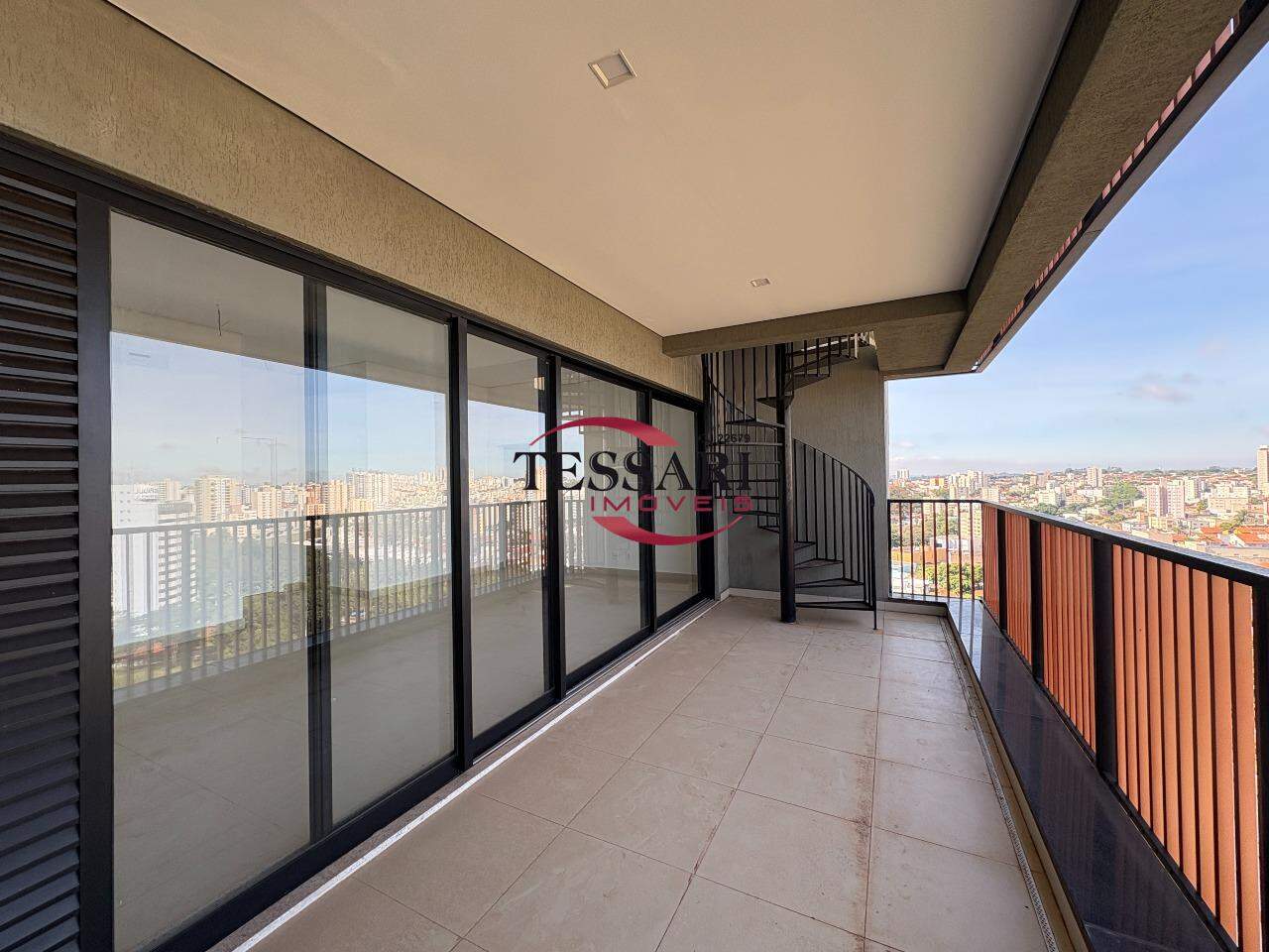 Apartamento com 3 quartos à venda, 216m² — foto 3 de 30