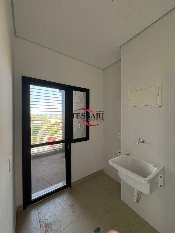 Apartamento com 3 quartos à venda, 216m² — foto 9 de 30
