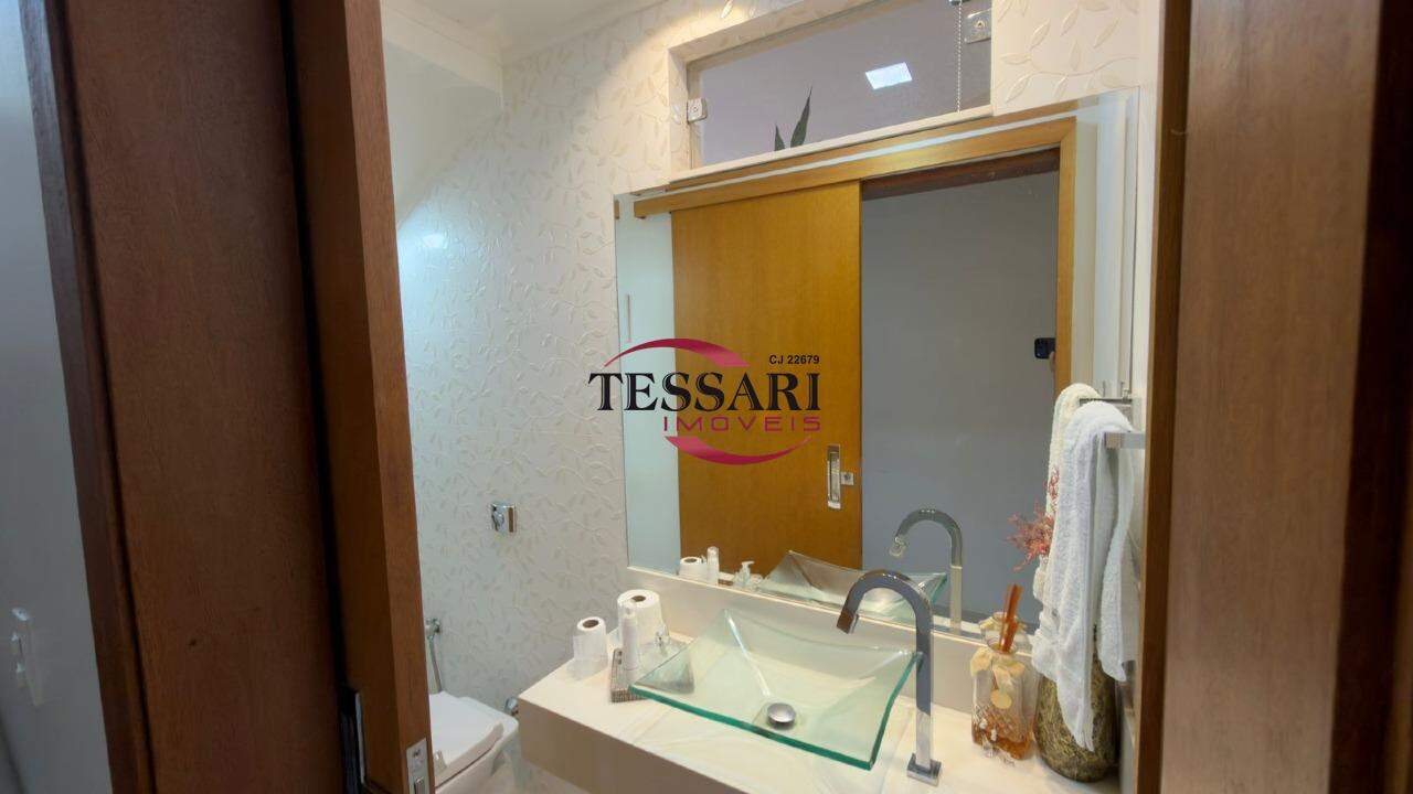 Casa com 3 quartos à venda, 430m² — foto 27 de 29