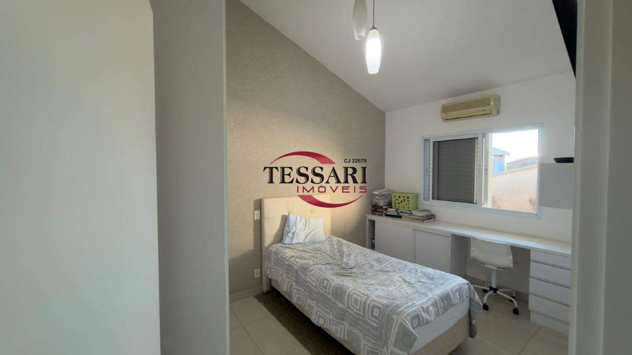Casa com 3 quartos à venda, 430m² — foto 9 de 29