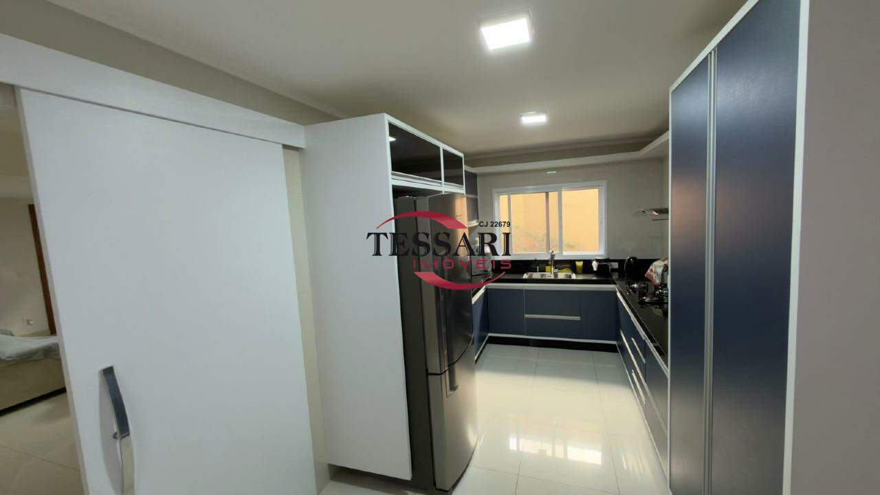 Casa com 3 quartos à venda, 430m² — foto 19 de 29