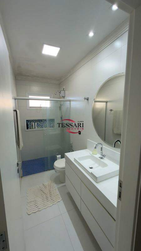 Casa com 3 quartos à venda, 430m² — foto 13 de 29