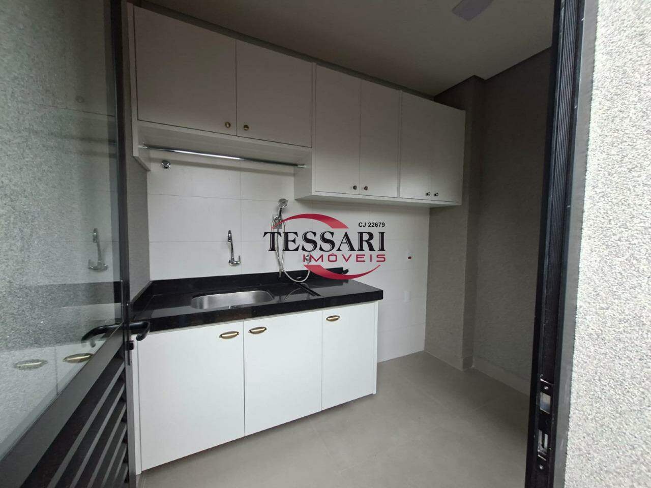 Casa de Condomínio com 3 quartos à venda, 170m² — foto 9 de 30