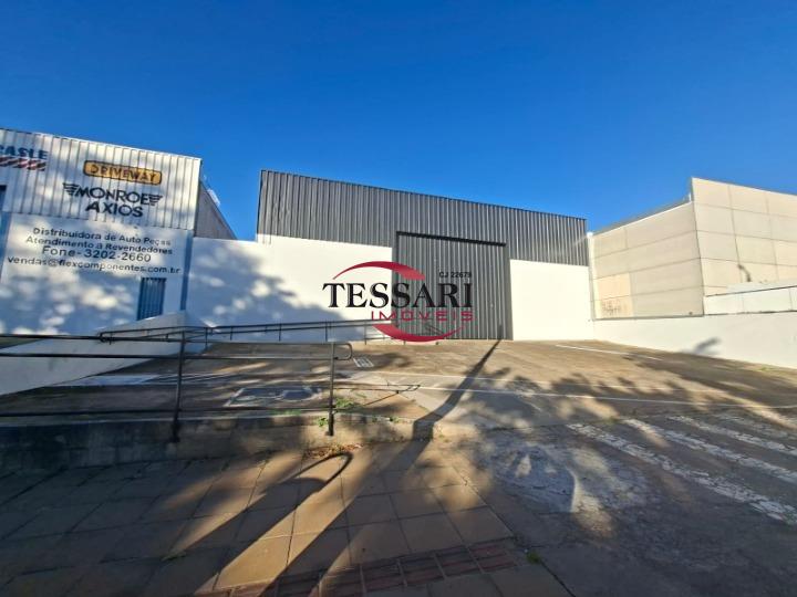 Loja / Salão / Ponto Comercial para aluguel, 880m² — foto 1 de 9