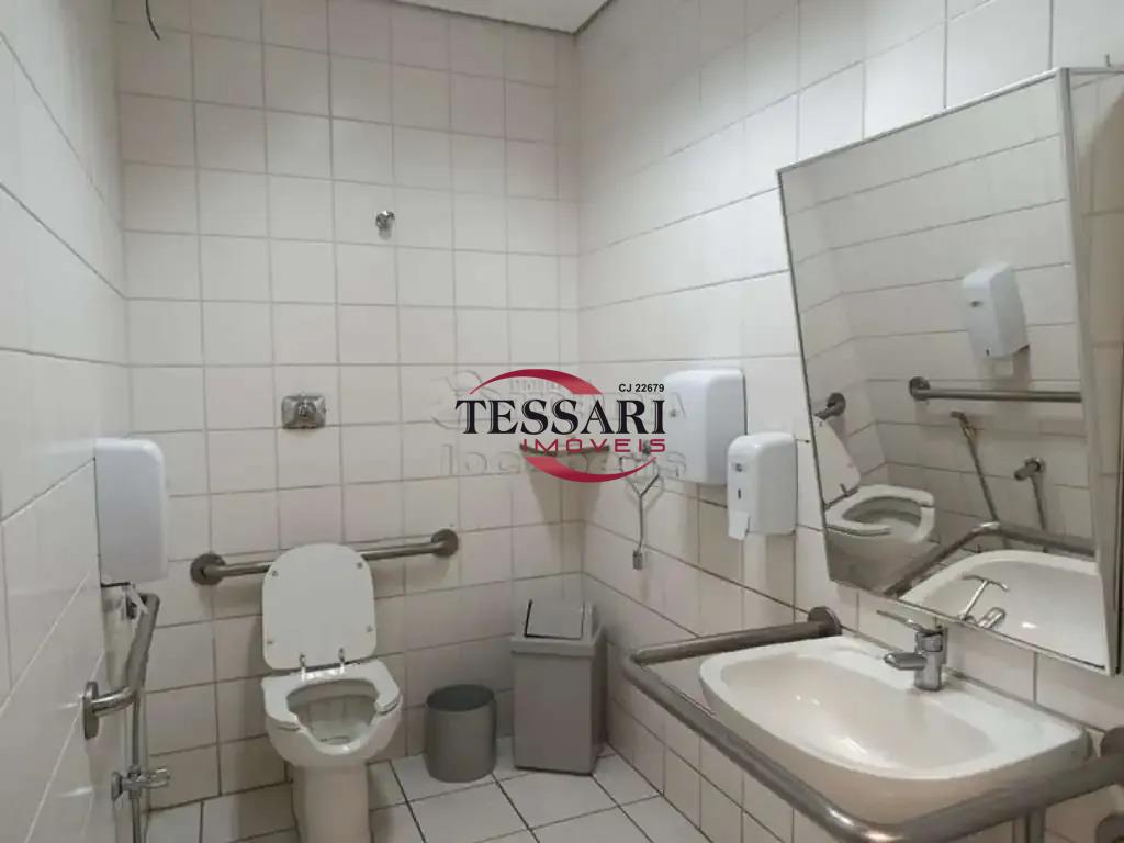 Loja / Salão / Ponto Comercial para aluguel, 746m² — foto 22 de 30
