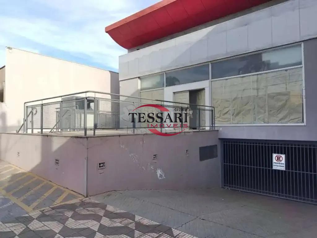 Loja / Salão / Ponto Comercial para aluguel, 746m² — foto 3 de 30