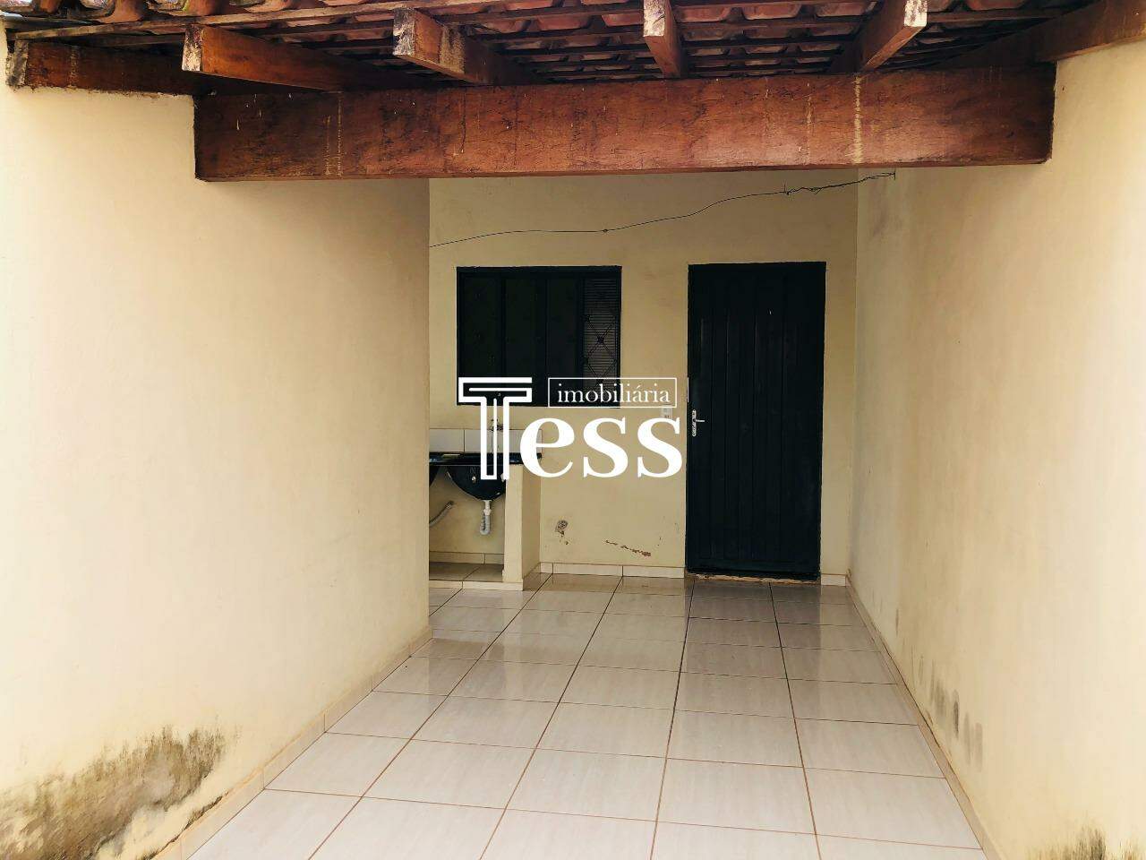 Casa com 3 quartos à venda, 242m² — foto 3 de 17