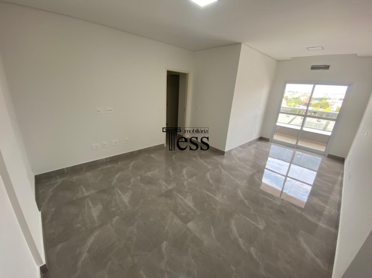 Apartamento com 3 quartos à venda, 80m² — foto 2 de 16