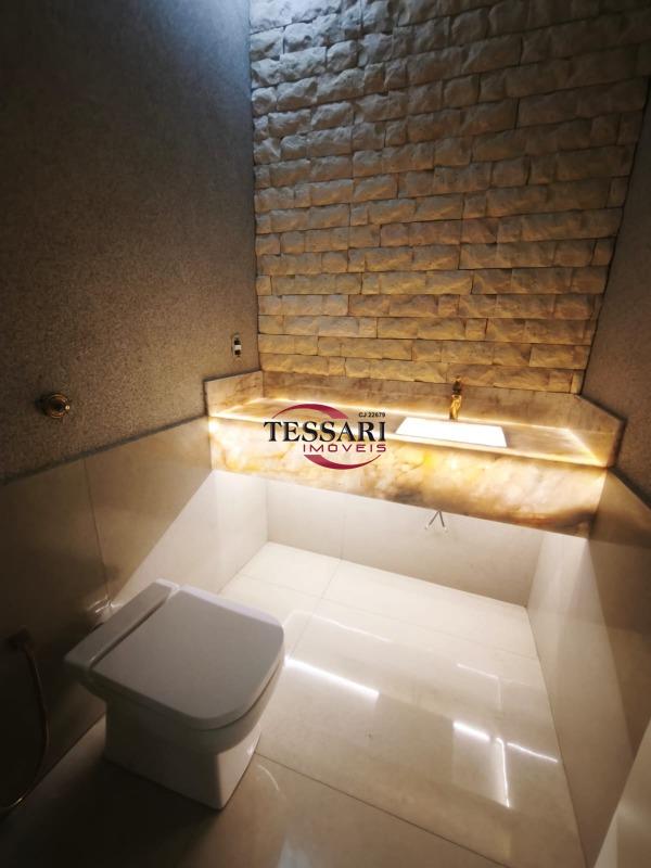 Casa de Condomínio com 3 quartos à venda, 225m² — foto 8 de 20
