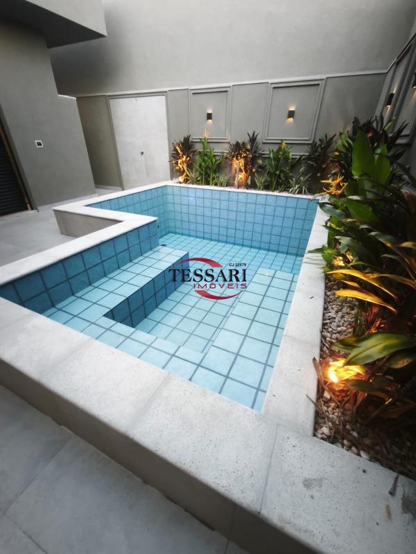 Casa de Condomínio com 3 quartos à venda, 225m² — foto 13 de 20