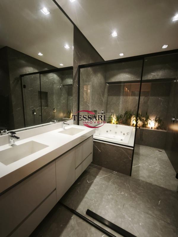 Casa de Condomínio com 3 quartos à venda, 225m² — foto 10 de 20