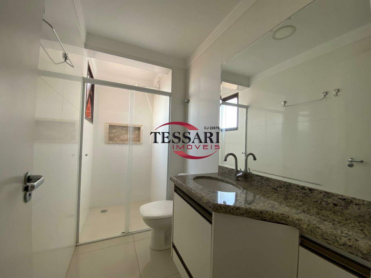 Apartamento com 3 quartos à venda, 100m² — foto 13 de 22
