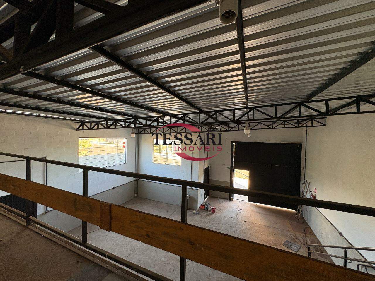 Loja / Salão / Ponto Comercial para aluguel, 217m² — foto 6 de 28