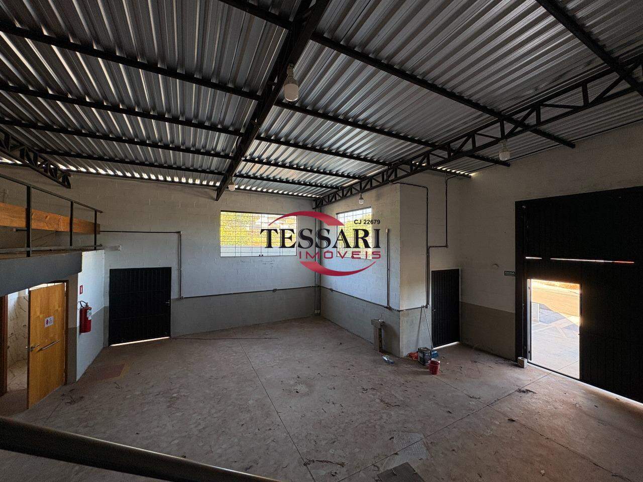 Loja / Salão / Ponto Comercial para aluguel, 217m² — foto 8 de 28