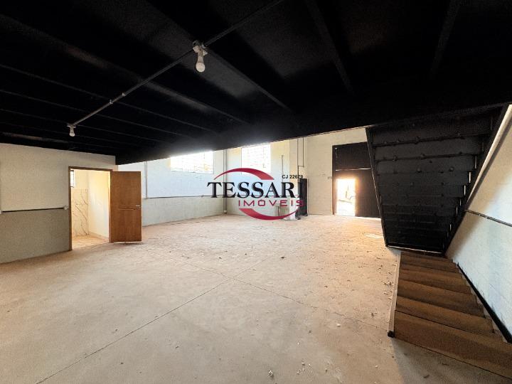 Loja / Salão / Ponto Comercial à venda, 217m² — foto 17 de 28
