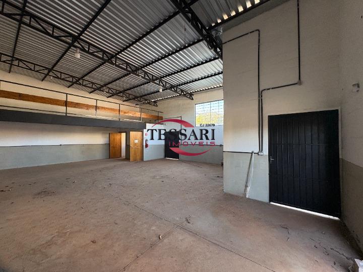Loja / Salão / Ponto Comercial à venda, 217m² — foto 15 de 28