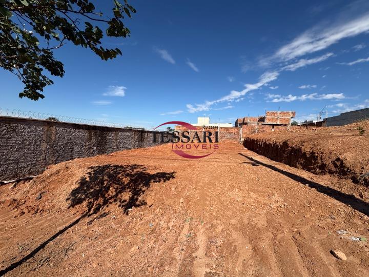 Terreno / Lote / Condomínio à venda, 200m² — foto 4 de 4