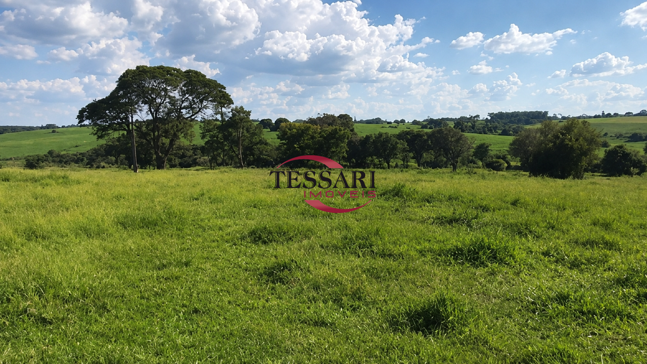 Terreno / Lote / Condomínio à venda, 15681m² — foto 1 de 3