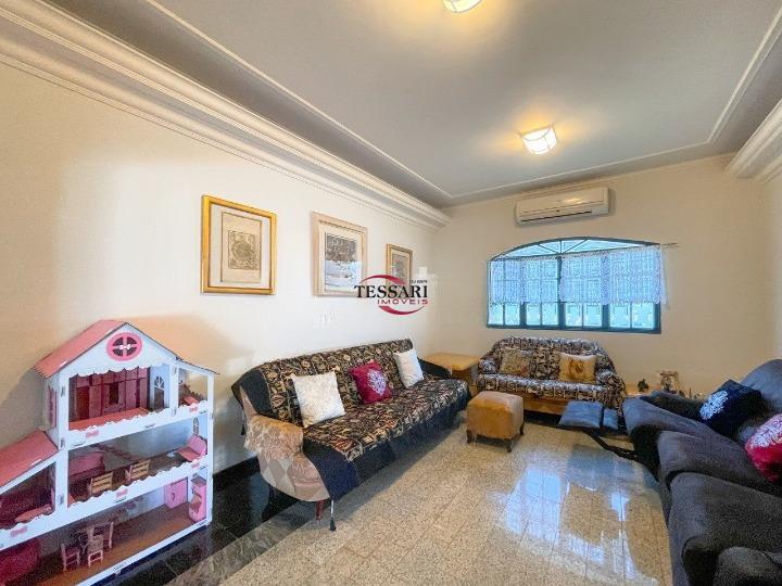 Casa com 8 quartos à venda, 1120m² — foto 5 de 26