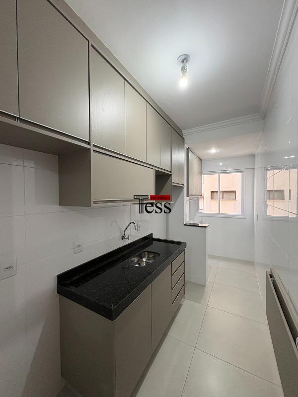 Apartamento com 2 quartos para aluguel, 70m² — foto 8 de 21