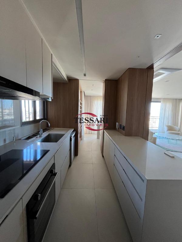 Apartamento com 3 quartos à venda, 197m² — foto 25 de 27
