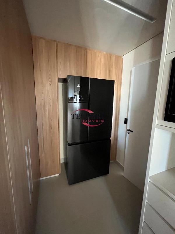 Apartamento com 3 quartos à venda, 197m² — foto 24 de 27
