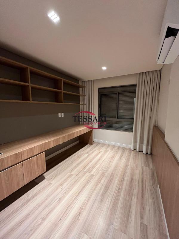 Apartamento com 3 quartos à venda, 197m² — foto 7 de 27