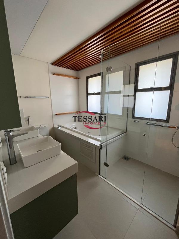Apartamento com 3 quartos à venda, 197m² — foto 13 de 27