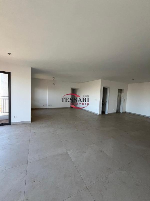 Apartamento com 3 quartos à venda, 197m² — foto 3 de 22