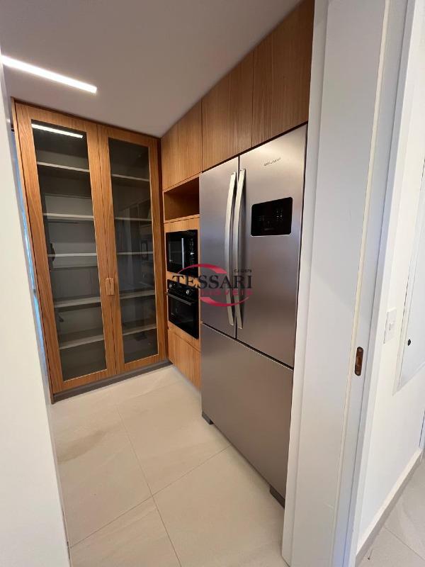 Apartamento com 3 quartos à venda, 197m² — foto 13 de 28