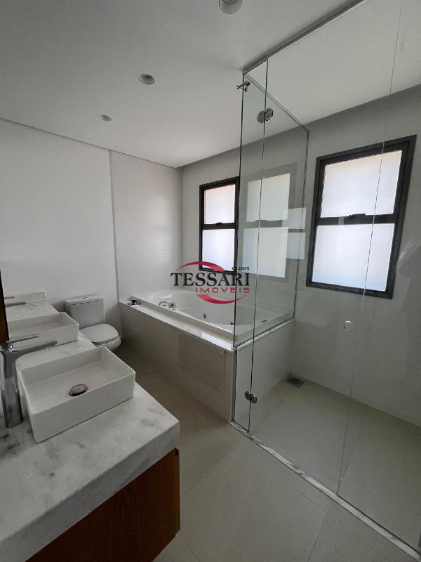 Apartamento com 3 quartos à venda, 197m² — foto 18 de 28
