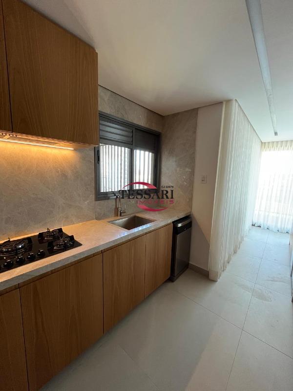 Apartamento com 3 quartos à venda, 197m² — foto 10 de 28