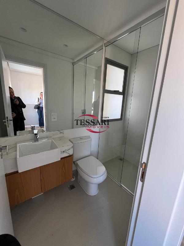 Apartamento com 3 quartos à venda, 197m² — foto 12 de 28