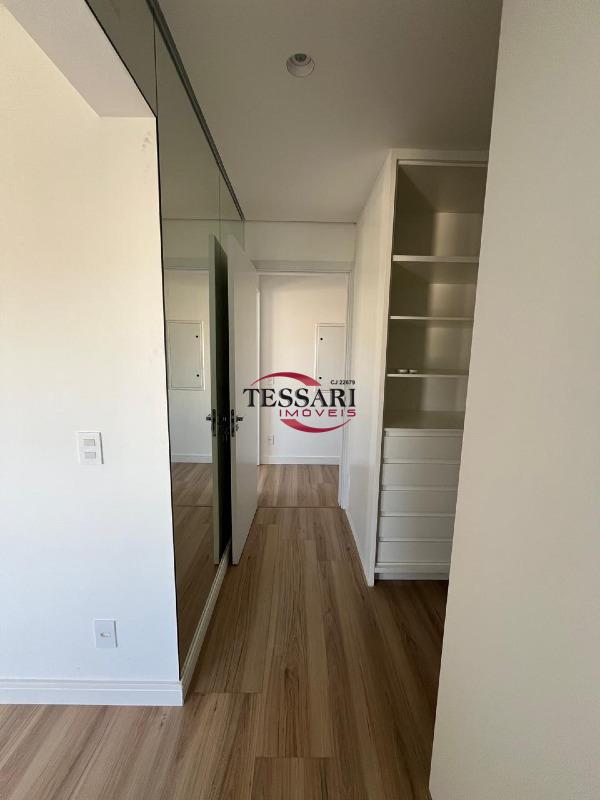 Apartamento com 3 quartos à venda, 197m² — foto 16 de 28