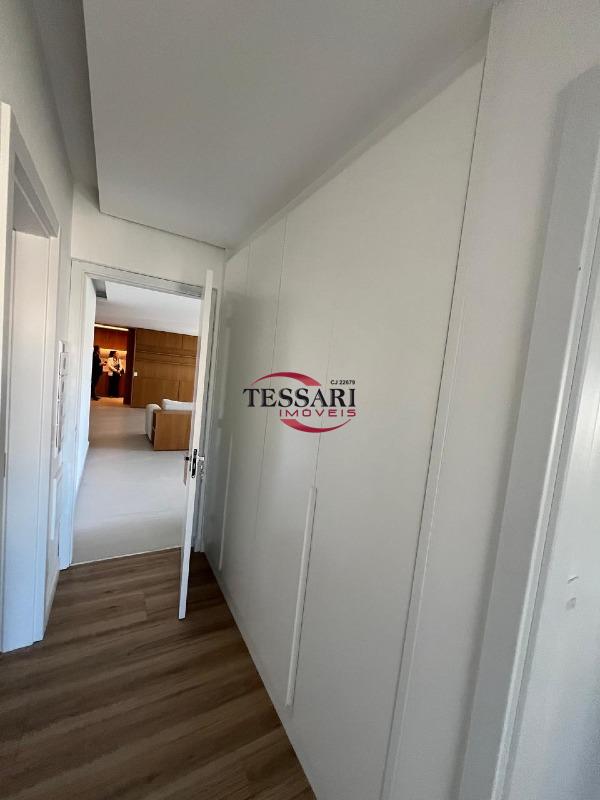 Apartamento com 3 quartos à venda, 197m² — foto 15 de 28