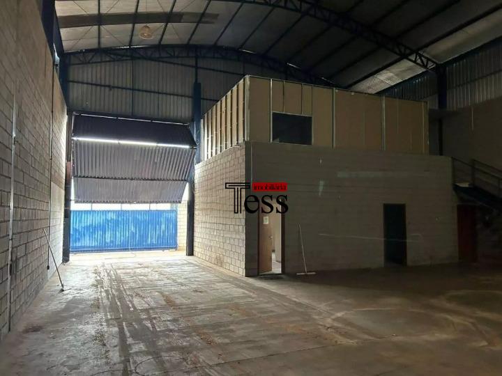 Loja / Salão / Ponto Comercial para aluguel, 600m² — foto 7 de 10
