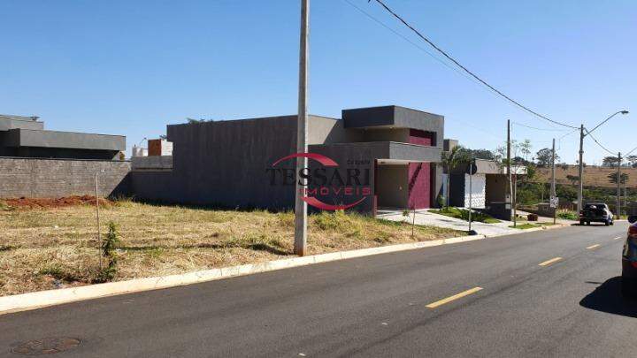 Terreno / Lote / Condomínio à venda, 253m² — foto 4 de 8