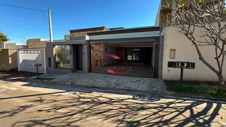 Casa com 3 quartos à venda, 120m² — foto 1 de 19