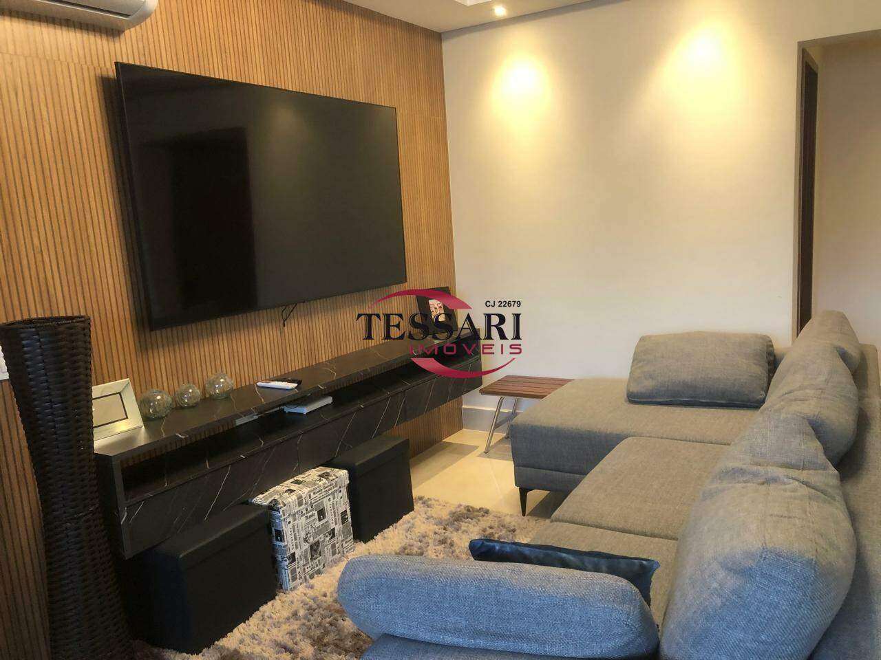 Apartamento com 3 quartos para aluguel, 127m² — foto 1 de 23