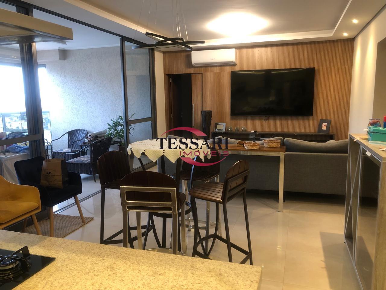 Apartamento com 3 quartos para aluguel, 127m² — foto 3 de 23