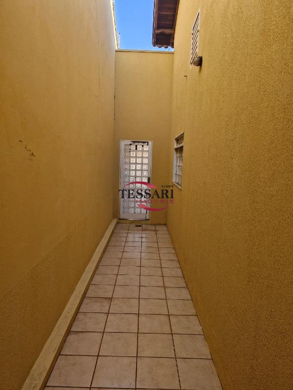 Casa com 3 quartos à venda, 175m² — foto 17 de 21